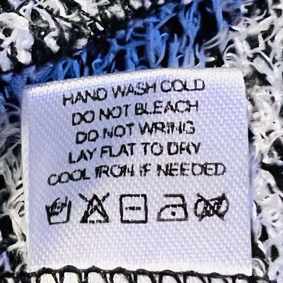 Erin London Black & White Geometric Soft Stretchy  Cowl Neck Sweater Size Large - Picture 8 of 9